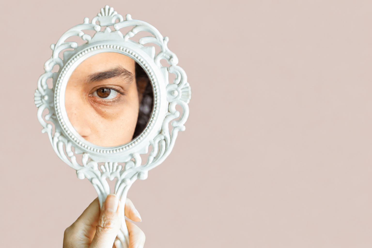 Why Do You Wake Up With Puffy Eyes?